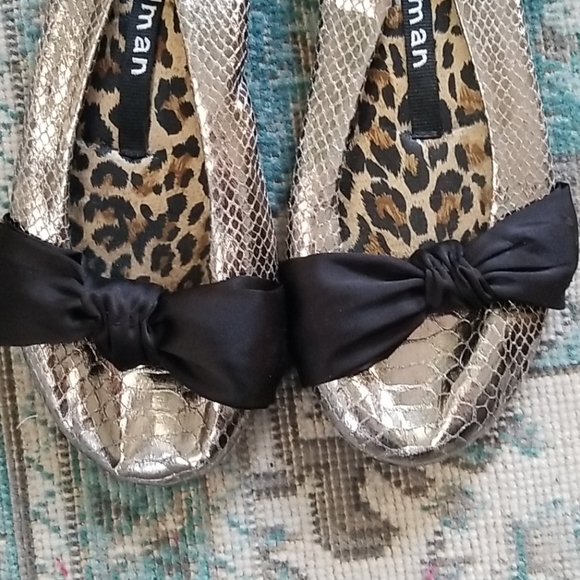 Shoes - Picture 2 of 7